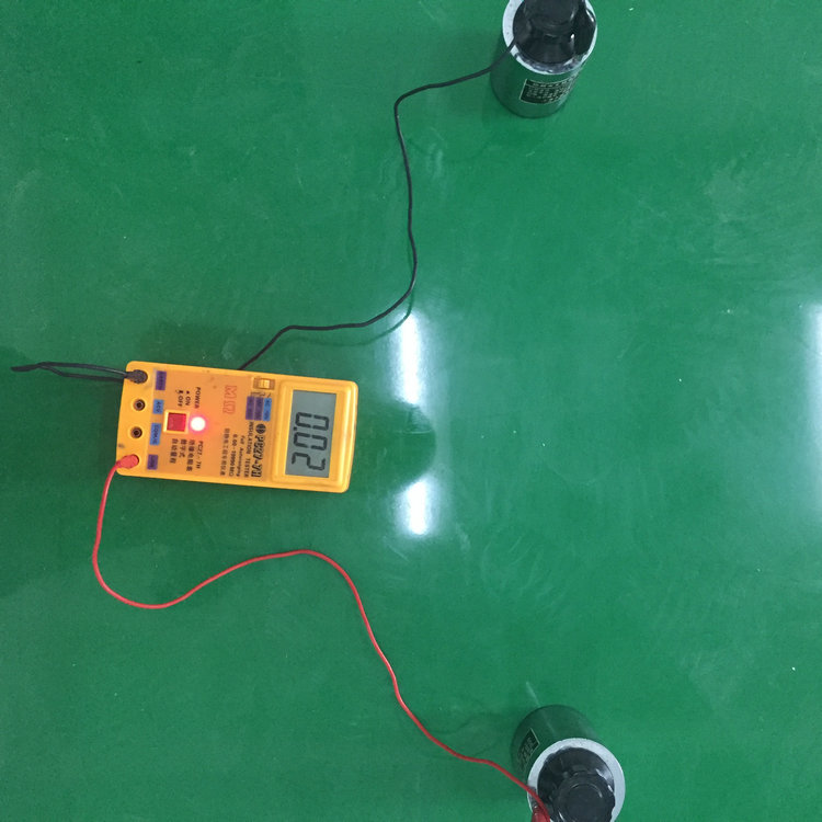 南平防靜電地坪,滄晟環(huán)氧樹(shù)脂廠家:計(jì)算機(jī)房為什么需要做防靜電地坪？